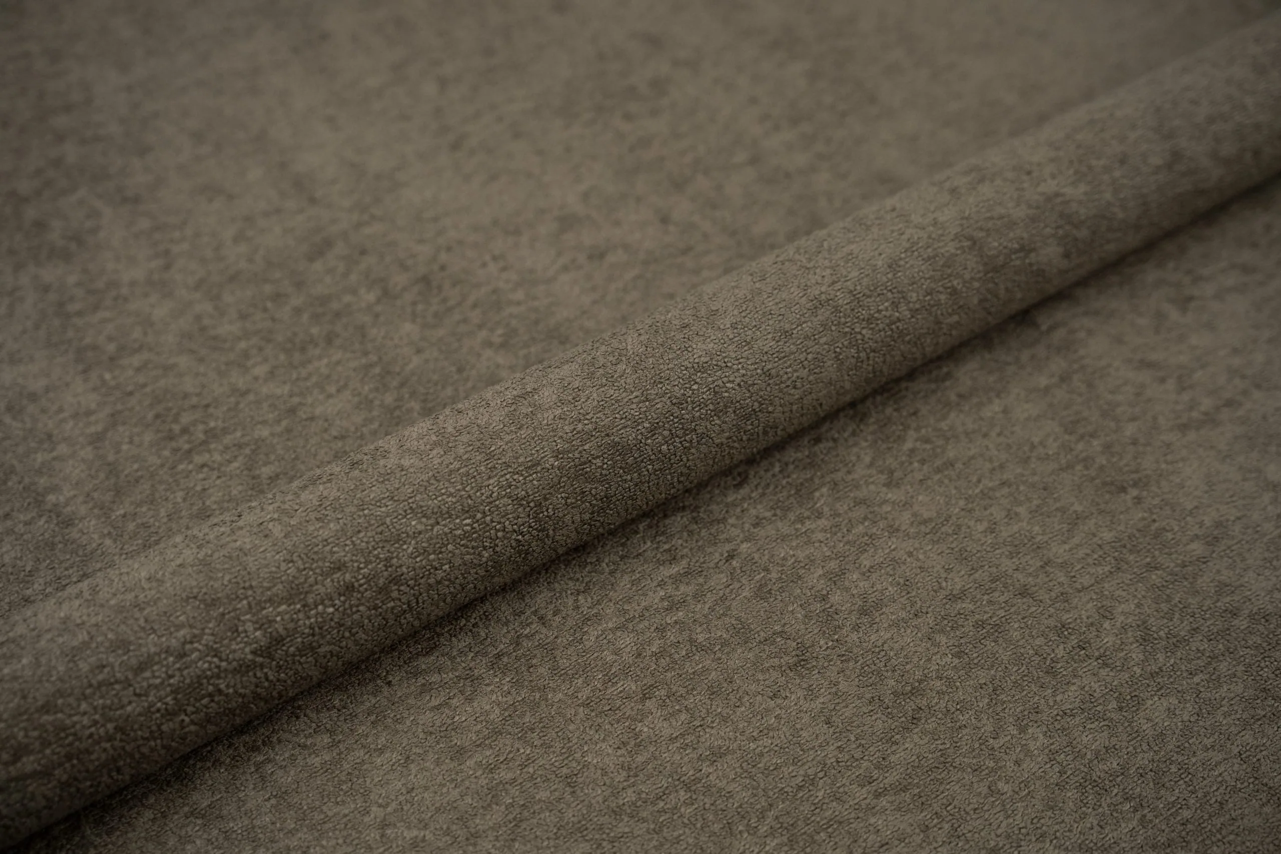 Lovos audinys Freya 210.06 (Top Textil, I grupė)