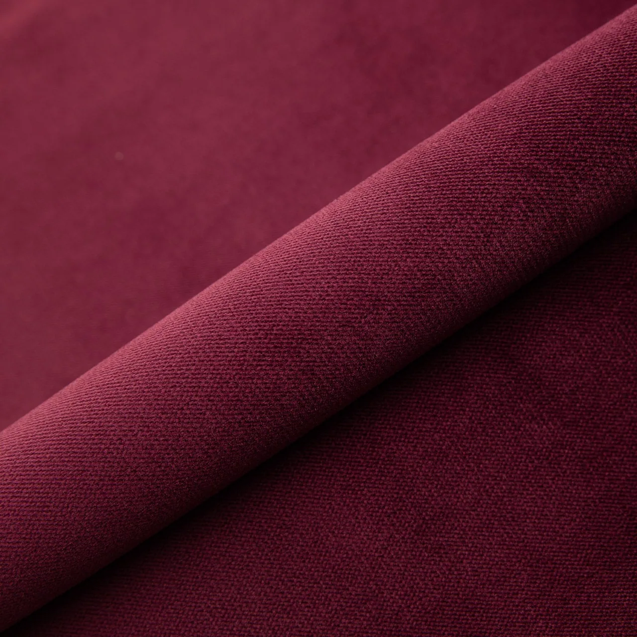 Lovos audinys Jaguar 2182 (Top Textil, II grupė)