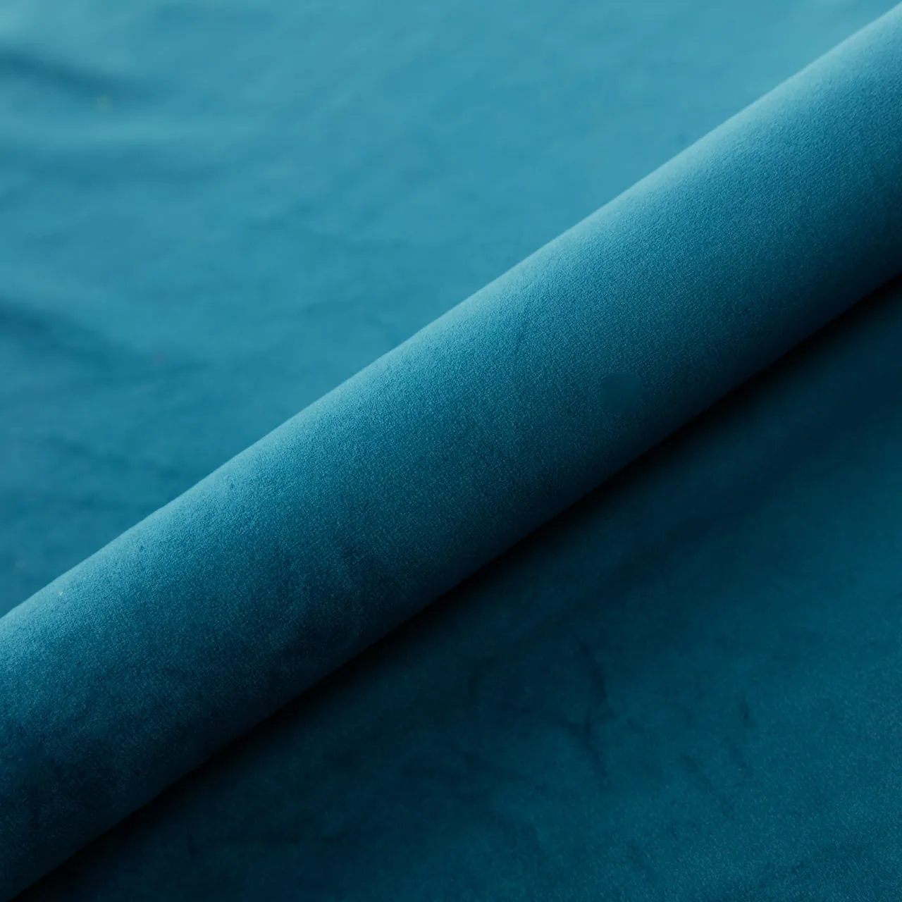 Lovos audinys Magic Velvet 2203 (Top Textil, II grupė)
