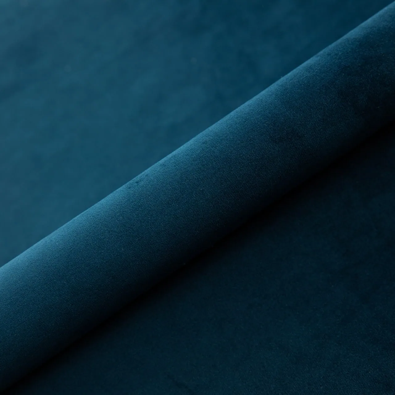 Lovos audinys Magic Velvet 2204 (Top Textil, II grupė)